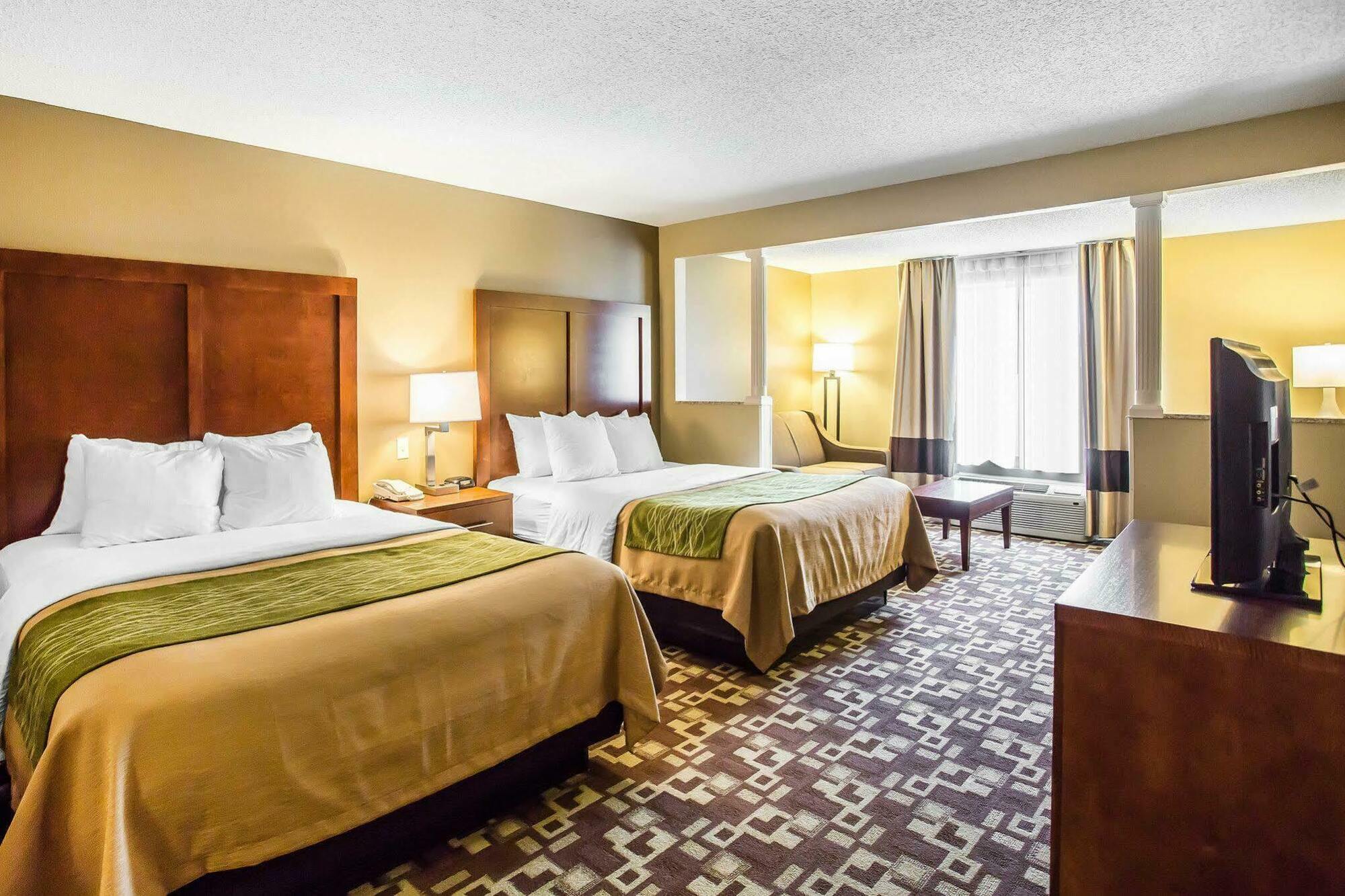 Comfort Inn & Suites Walterboro I-95 Exterior foto
